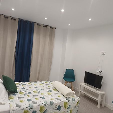 Estudios Nuevos Madrid Centro Kültér fotó