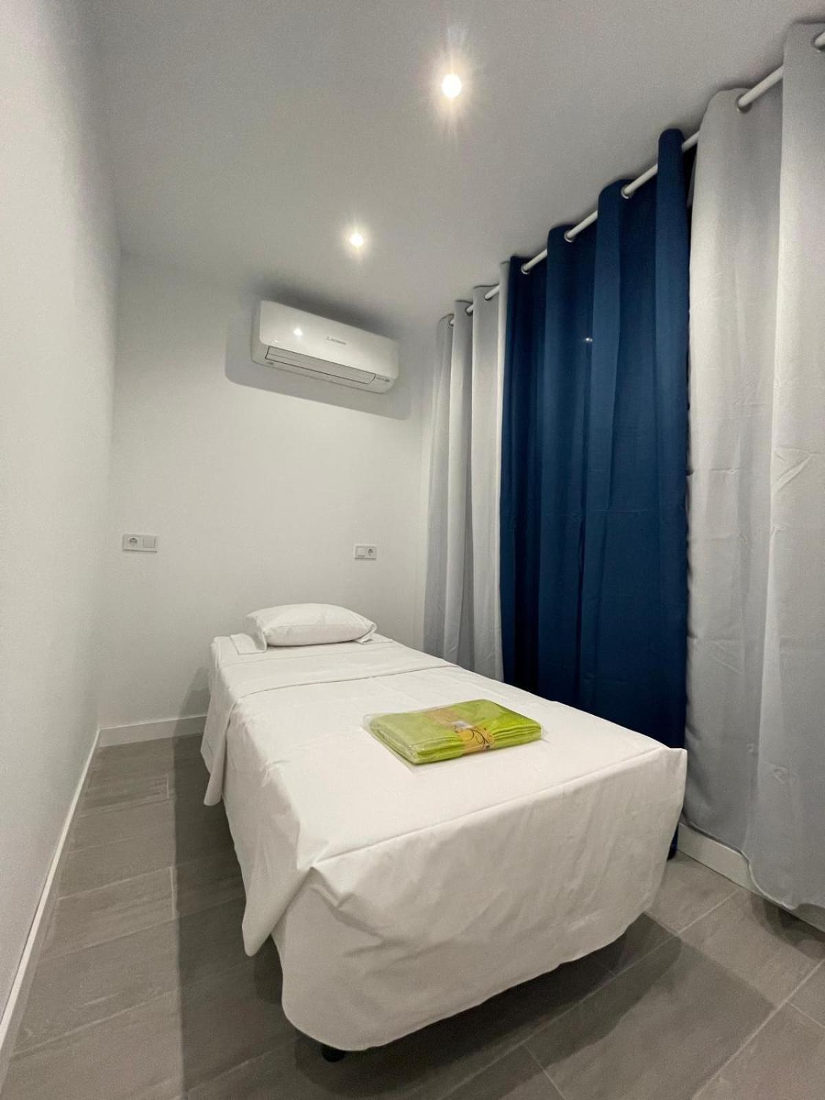 Estudios Nuevos Madrid Centro Kültér fotó