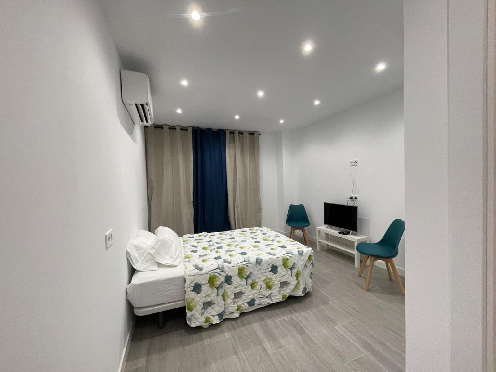 Estudios Nuevos Madrid Centro Kültér fotó
