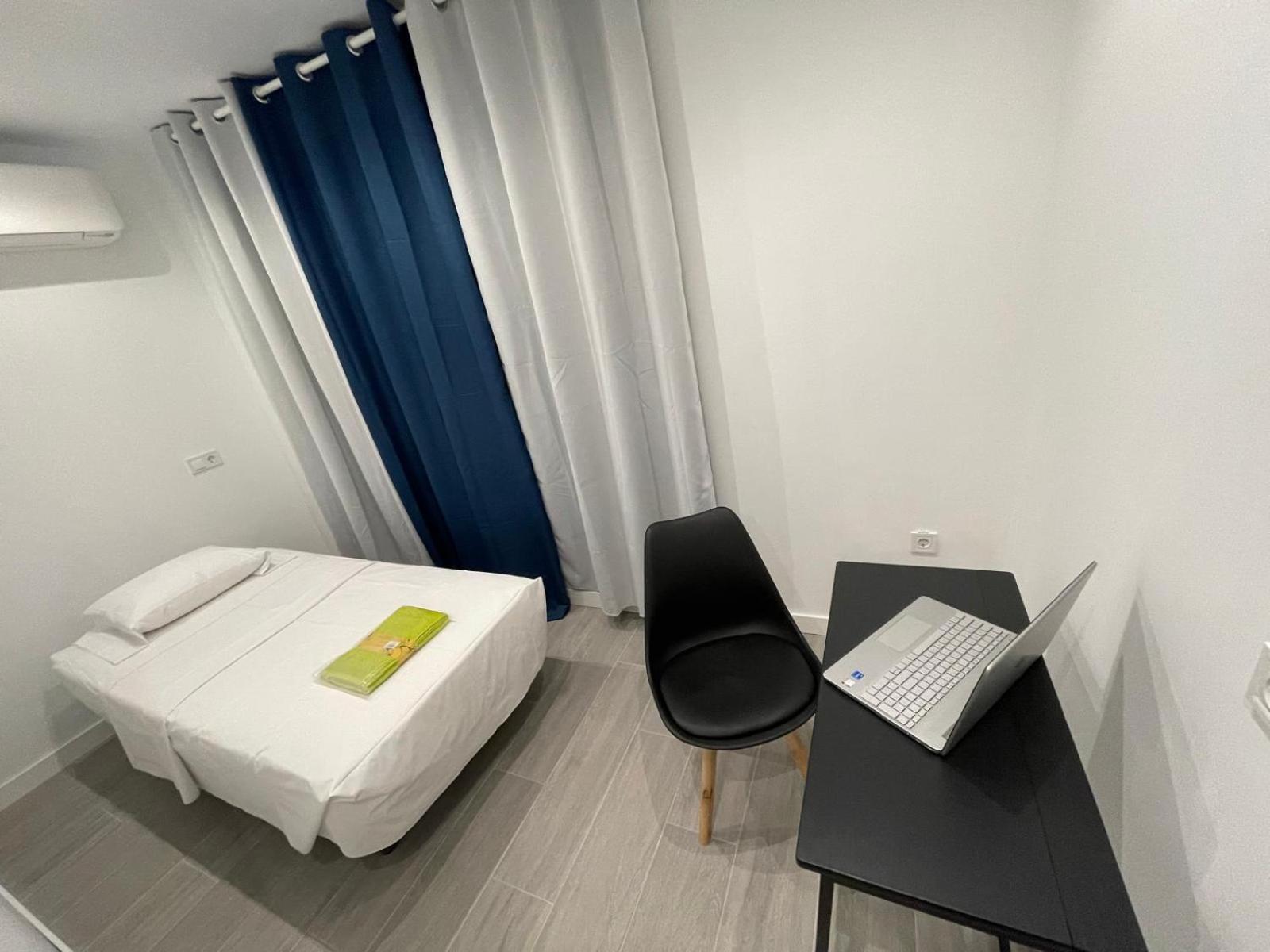 Estudios Nuevos Madrid Centro Kültér fotó