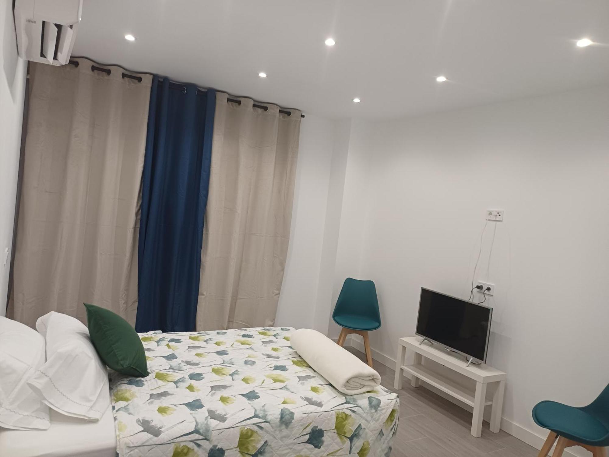 Estudios Nuevos Madrid Centro Kültér fotó