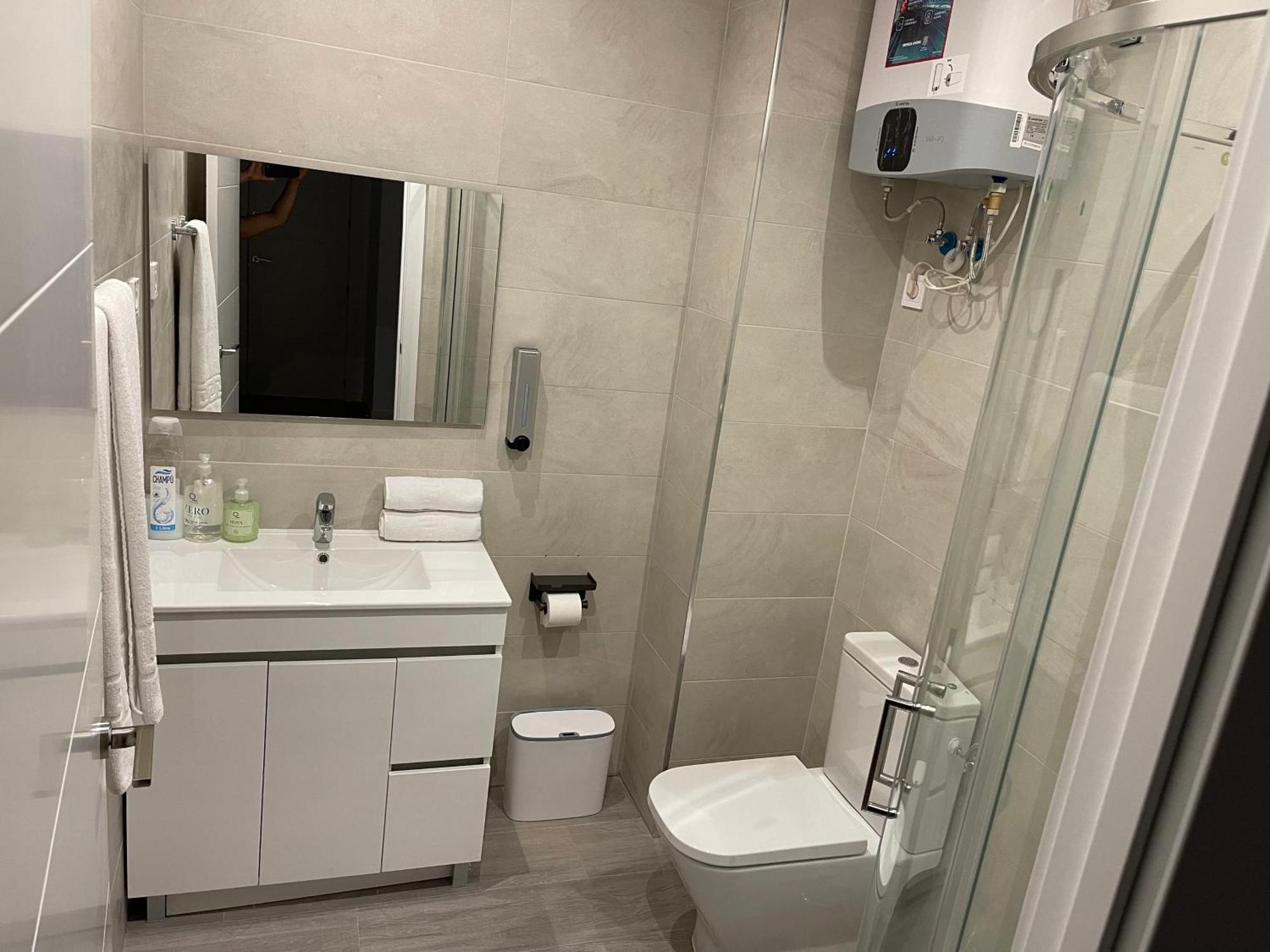 Estudios Nuevos Madrid Centro Kültér fotó