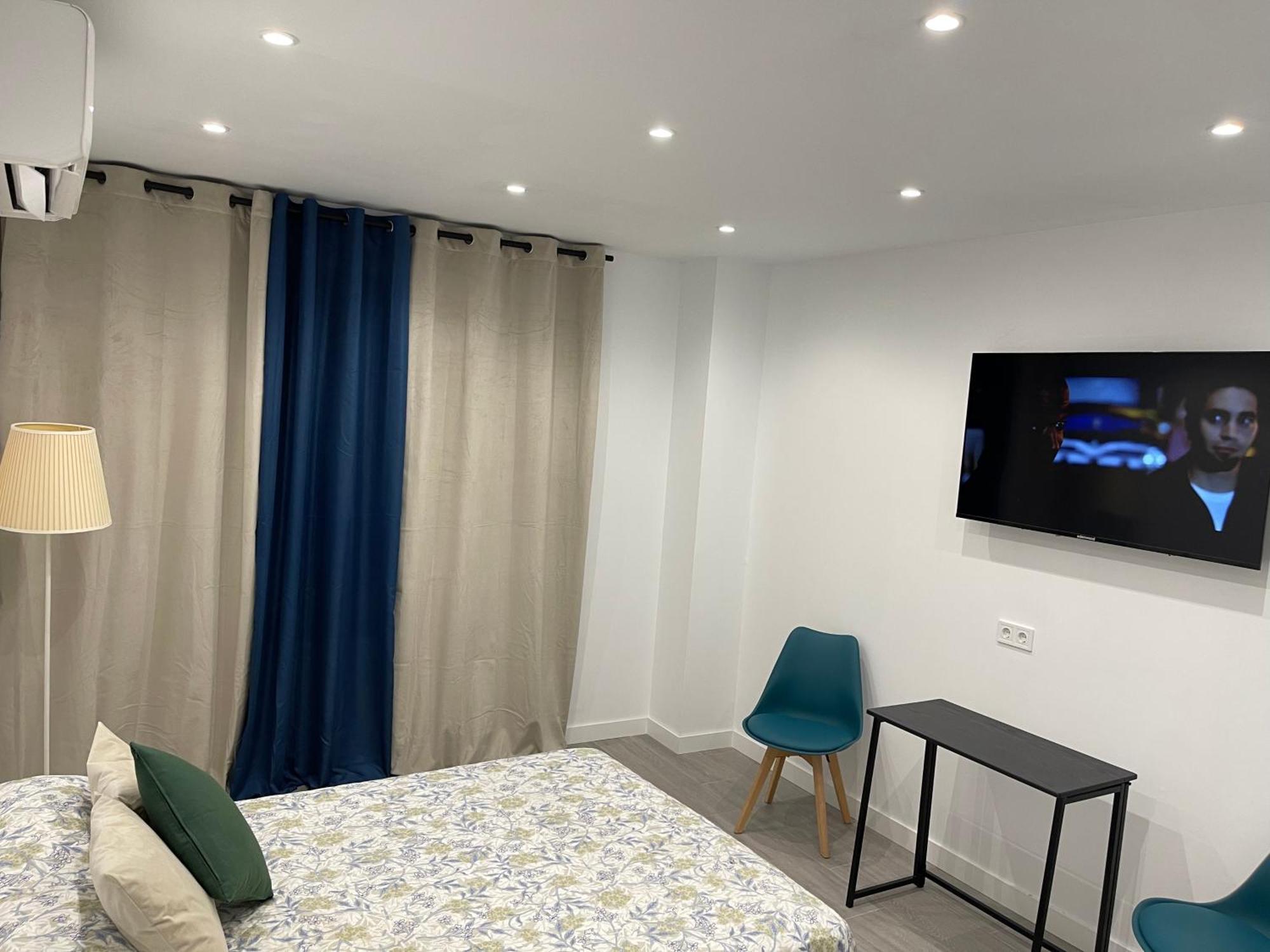 Estudios Nuevos Madrid Centro Kültér fotó